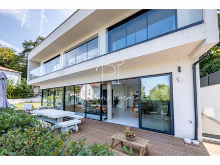 les coteaux de chennevières maison contemporaine avec vue