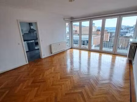 lumineux appartement (penthouse) liège  2 chambres