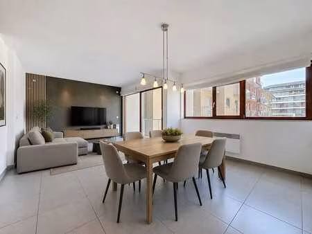 prêt à emménager et appartement récent de 2 chambres à louer