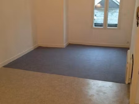 location appartement 1 pièce 20 m² à angers (49000)  380 €