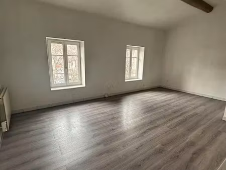 location appartement 2 pièces 32 m² à clermont-ferrand (63000)  510 €