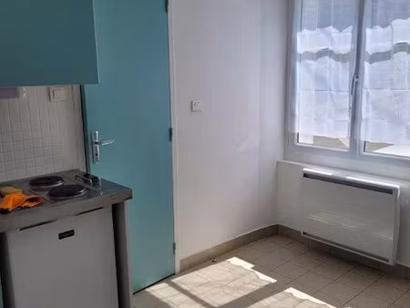 location appartement 1 pièce 21 m² à nantes (44000)  580 €