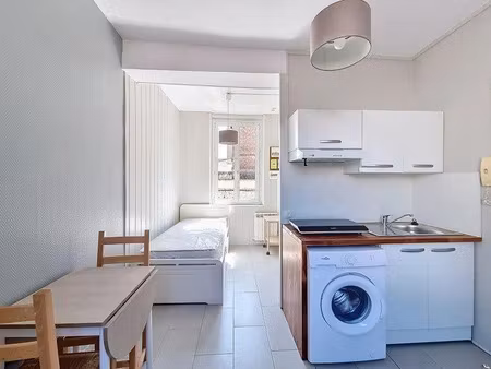 location meublée appartement 1 pièce 15 m² à rouen (76000)  440 €