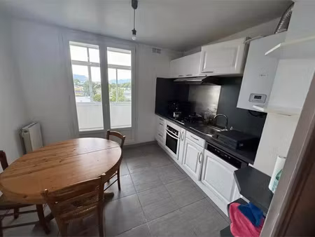 location meublée appartement 1 pièce 85 m² à saint-martin-d'heres (38400)  450 €
