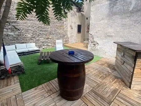 location meublée appartement 2 pièces 40 m² à saint-etienne (42000)  550 €