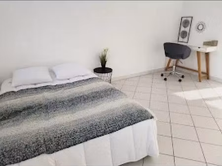 location meublée appartement 1 pièce 71 m² à villeurbanne (69100)  600 €
