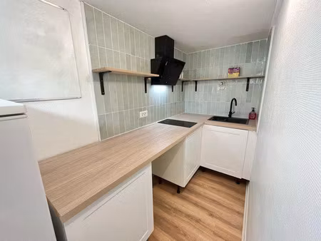 location meublée appartement 1 pièce 25 m² à nantes (44000)  630 €