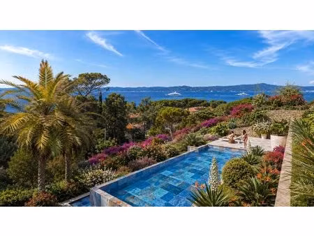 180° sea views in sainte-maxime for this new luxury residence