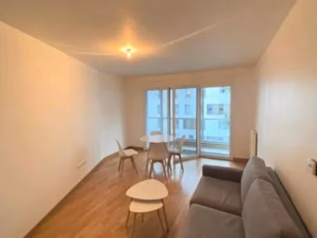 location meublée appartement 3 pièces 61 m² à issy-les-moulineaux (92130)  2 100 €