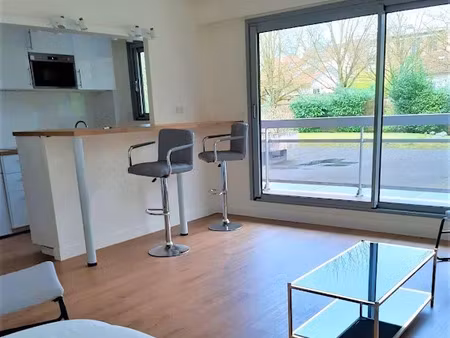 location meublée appartement 1 pièce 32 m² à maisons-laffitte (78600)  875 €