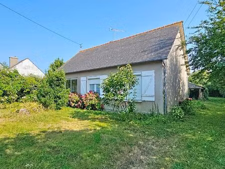une maison proche du bourg