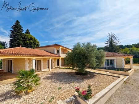 à vendre maison t9 familiale contemporaine de 313 m² – construction traditionnelle de 2011
