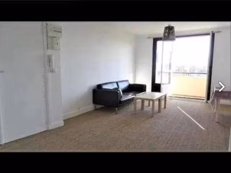 location meublée appartement 3 pièces 52 m² à saint-ouen (93400)  740 €