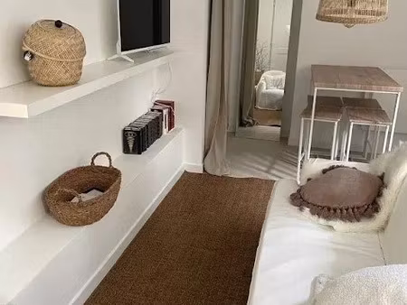 location meublée appartement 3 pièces 55 m² à strasbourg (67000)  980 €