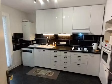 location meublée appartement 3 pièces 74 m² à creteil (94000)  1 500 €