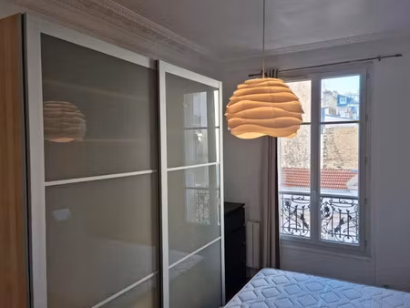 location meublée appartement 2 pièces 44 m² à levallois-perret (92300)  1 500 €