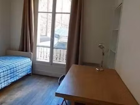location meublée appartement 3 pièces 55 m² à paris 18ème (75018)  1 950 €