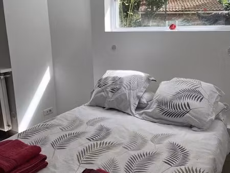 location meublée appartement 1 pièce 25 m² à sevres (92310)  960 €