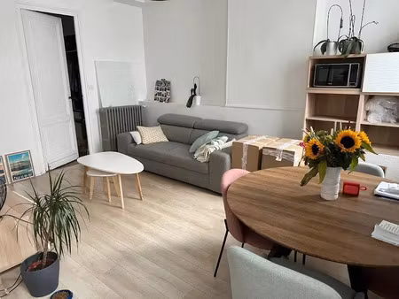 location appartement 2 pièces 55 m² à bordeaux (33000)  955 €