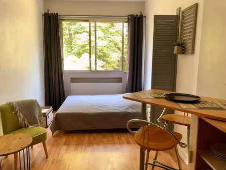 location meublée appartement 1 pièce 21 m² à boulogne-billancourt (92100)  945 €