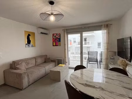 location meublée appartement 2 pièces 47 m² à marseille 9ème (13009)  1 100 €