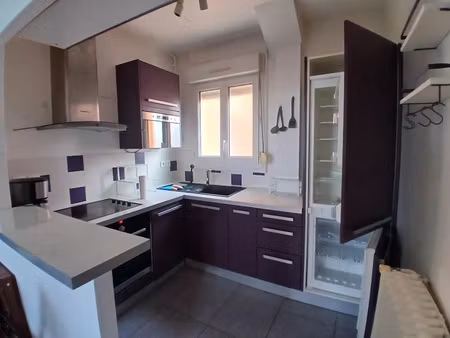 location meublée appartement 2 pièces 47.25 m² à courbevoie (92400)  1 250 €