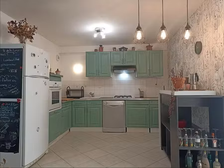 location meublée appartement 4 pièces 80 m² à strasbourg (67000)  1 800 €