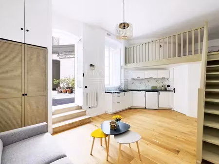 location meublée appartement 2 pièces 27.4 m² à paris 18ème (75018)  1 450 €