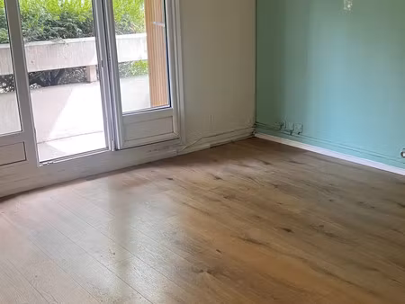 location appartement 1 pièce 31 m² à saint-maur-des-fossés (94100)