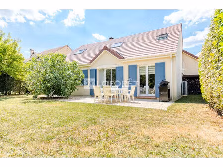 maison à vendre à roissy en brie 8 pièce(s) 137 m2