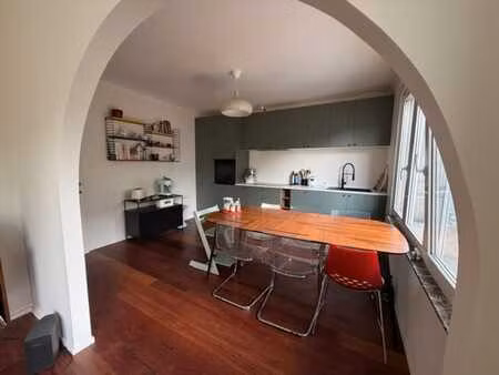 appartement 2 chambres forest  lumineux avec balcon