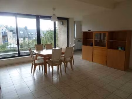 appartement 2 chambres 75m2 terrasse  parking  cave