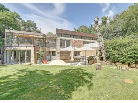 location meublée maison 12 pièces 700 m² à versailles (78000)  18 000 €