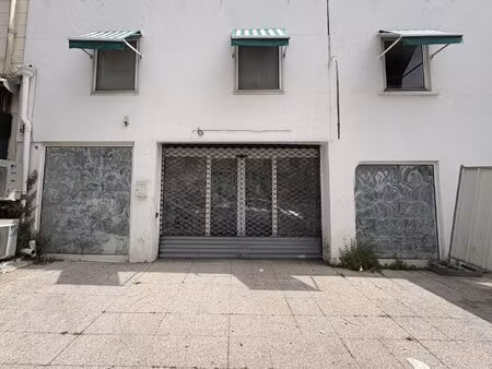 local commercial