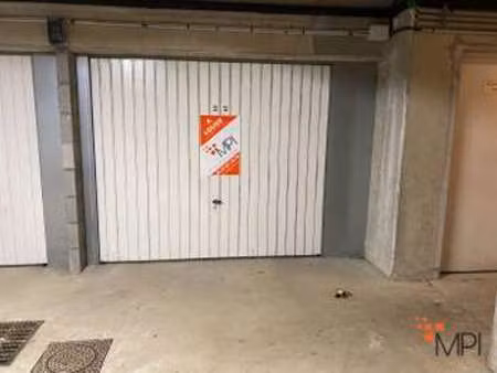 location garage box et parking à mordelles (35310) : à louer / mordelles