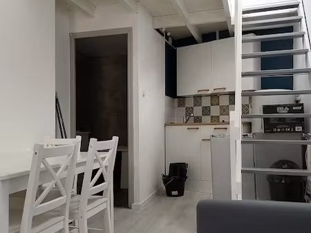 location meublée appartement 2 pièces 25 m² à lille (59000)  635 €