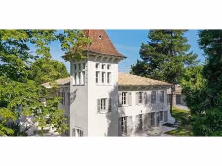 propriété avec piscine et jardin saint-cyr-au-mont-d’or (69)