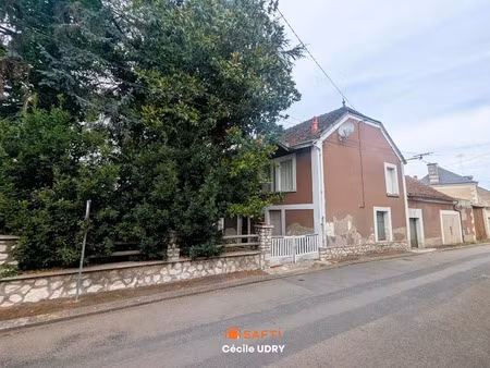 vente maison 11 pièces 415 m² à lye (36600)  60 000 €
