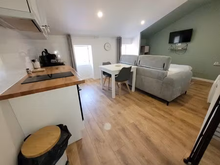 location appartement 1 pièce 23m² st jean d angely 17400