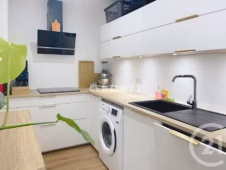 location appartement 3 pièces 63m² aubagne 13400