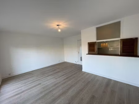 location appartement 1 pièce 30m²