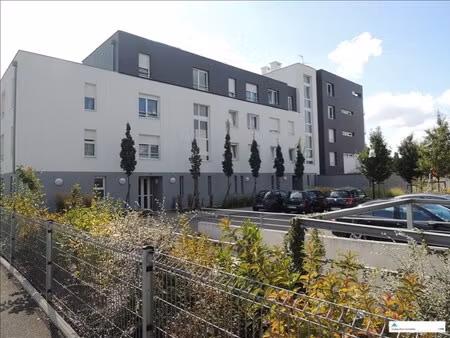 location appartement 4 pièces 77m²