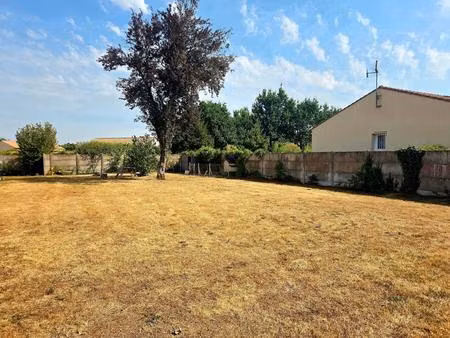vente terrain 437 m² montréverd (85260)