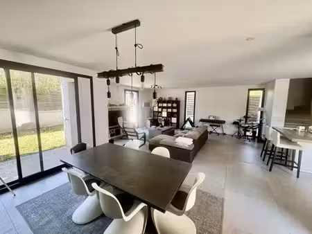 maison de luxe de 151 m2 en location rueil-malmaison  france