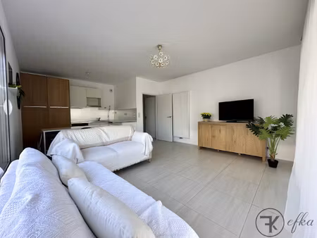 superbe f2 quartier lironde-pompignane