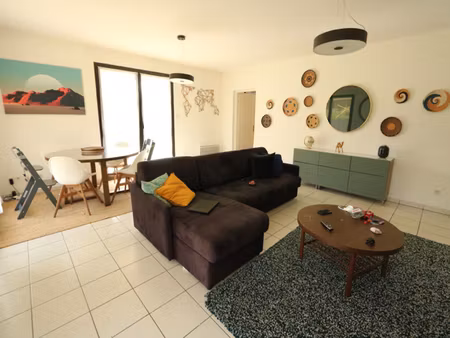 location appartement 3 pièces 91m²