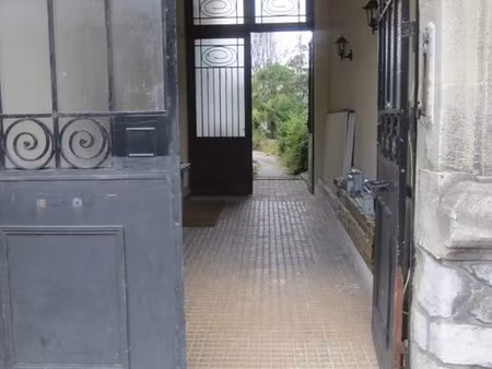location appartement 2 pièces 50 m² à bordeaux (33000)