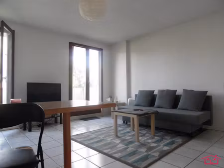 vente appartement 1 pièce 30 m² saint-martin-d’hères (38400)