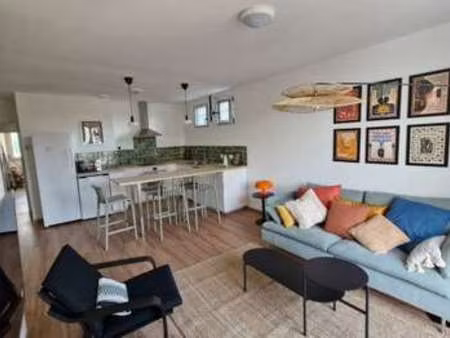 location appartement t1 meublé à la couronne (16400) : à louer t1 meublé / 14m² la couronn