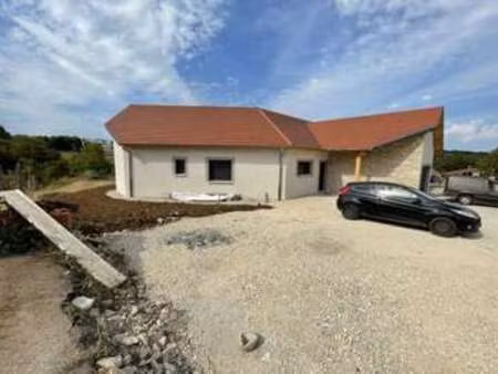 location appartement t1 meublé à la latette (39250) : à louer t1 meublé / 25m² la latette